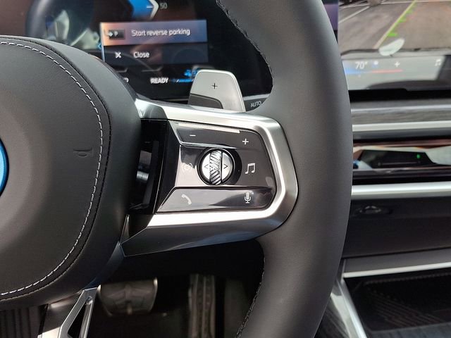 New 2025 BMW 750e xDrive w/ Executive Package image 18