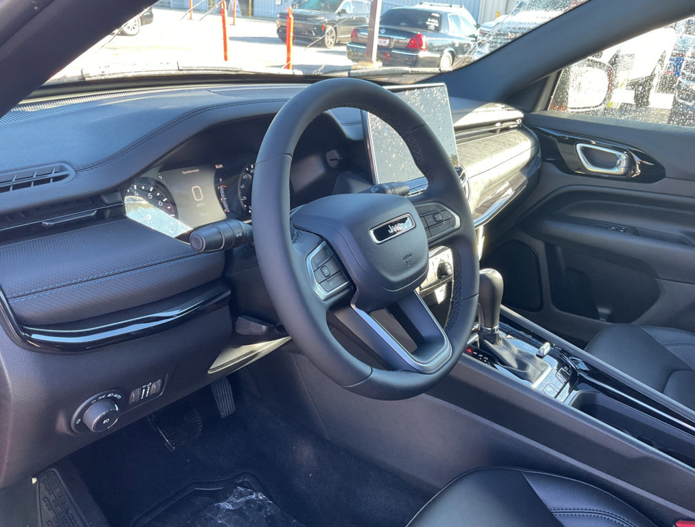 New 2026 Jeep Compass Limited image 10