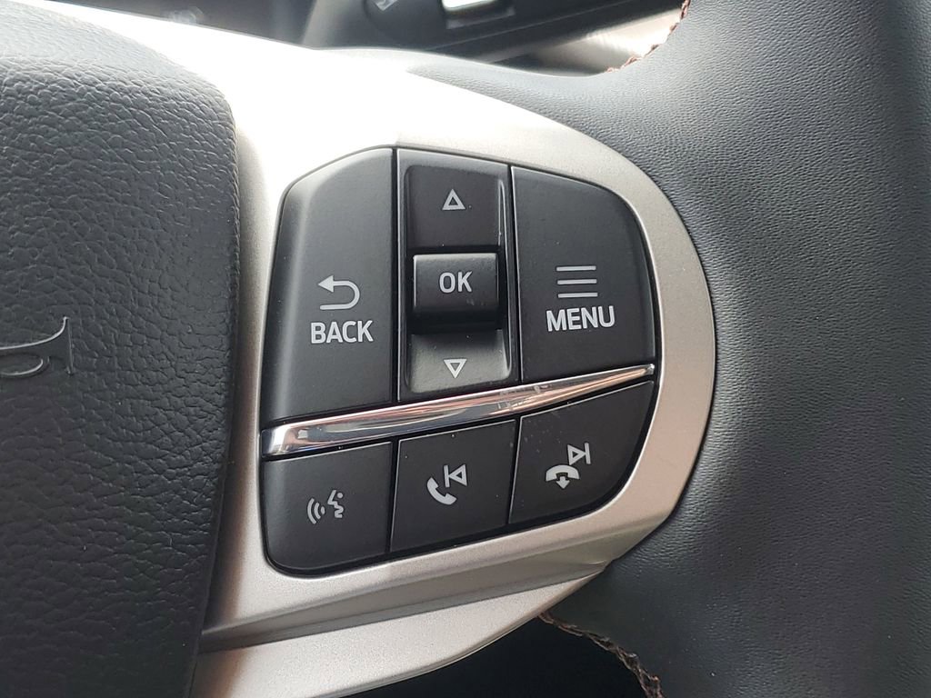 New 2026 Ford Explorer Active AWD/4WD image 13