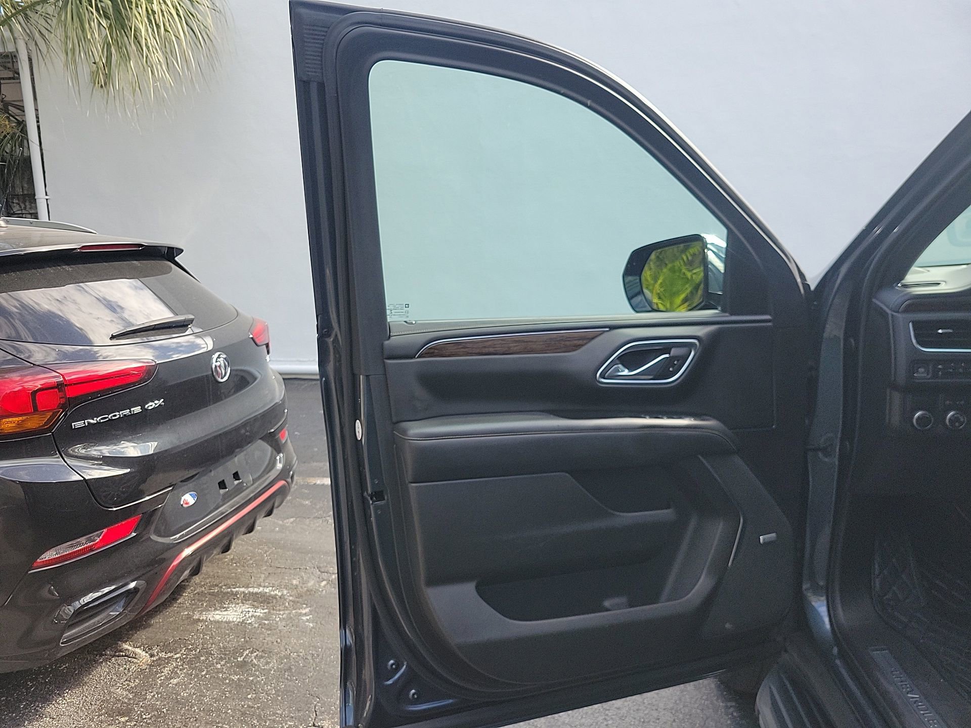 Used 2021 Chevrolet Tahoe Premier image 25