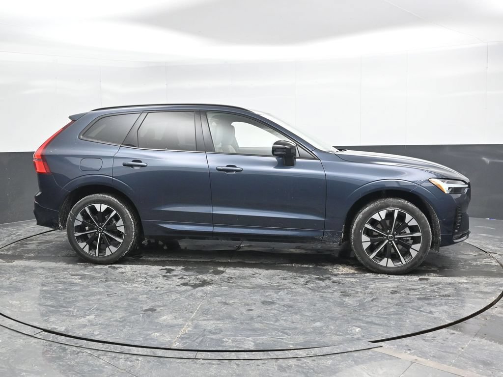 New 2026 Volvo XC60 B5 Plus w/ Protection Package Premier AWD/4WD image 3