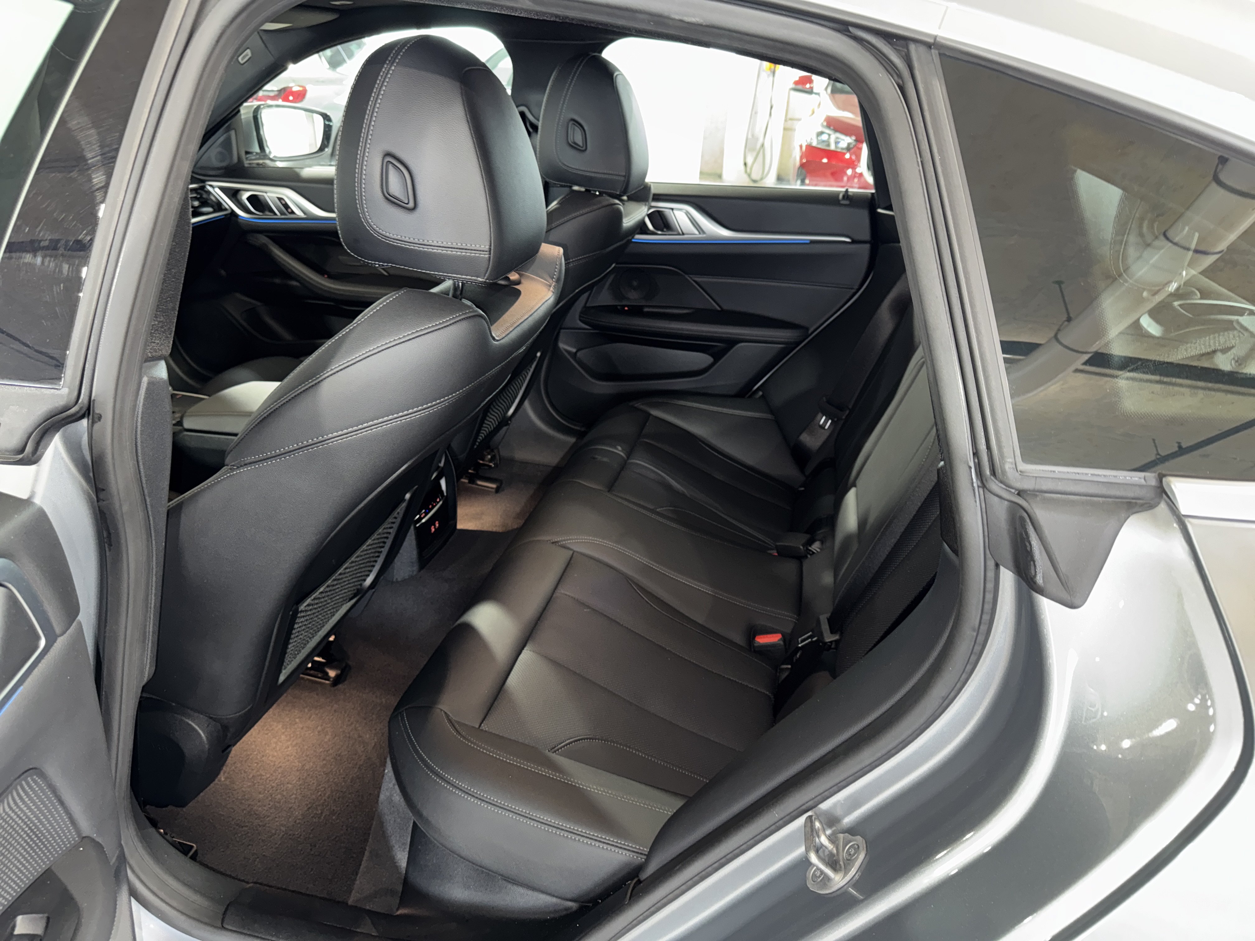 Used 2024 BMW i4 eDrive40 RWD image 15