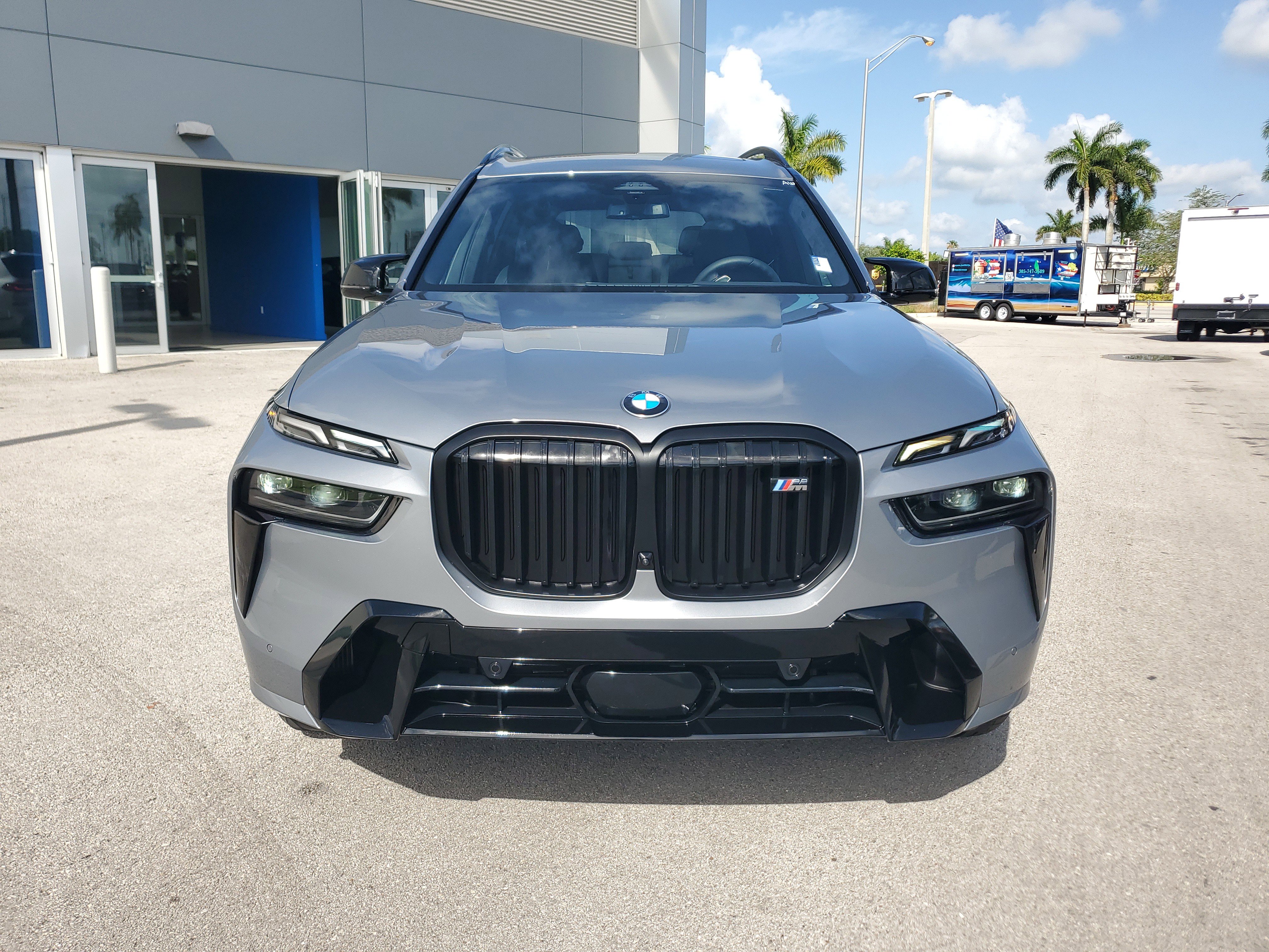 Used 2025 BMW X7 M60i w/ Executive Package video 2
