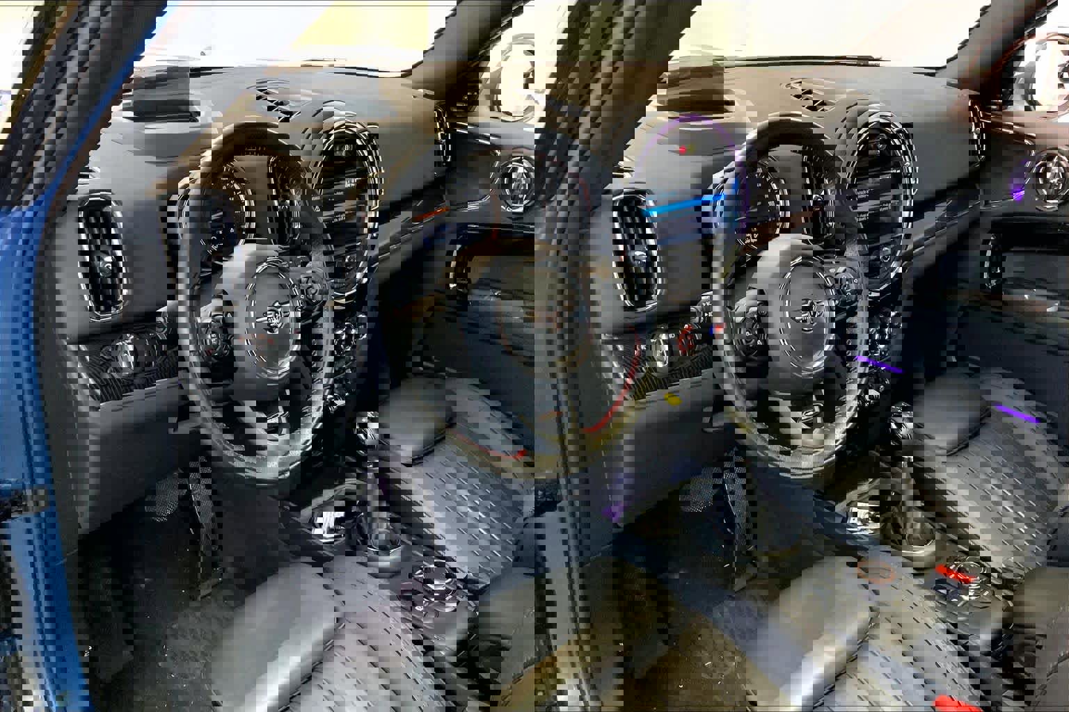 Used 2019 MINI Cooper Countryman SE w/ Driver Assistance Package image 17