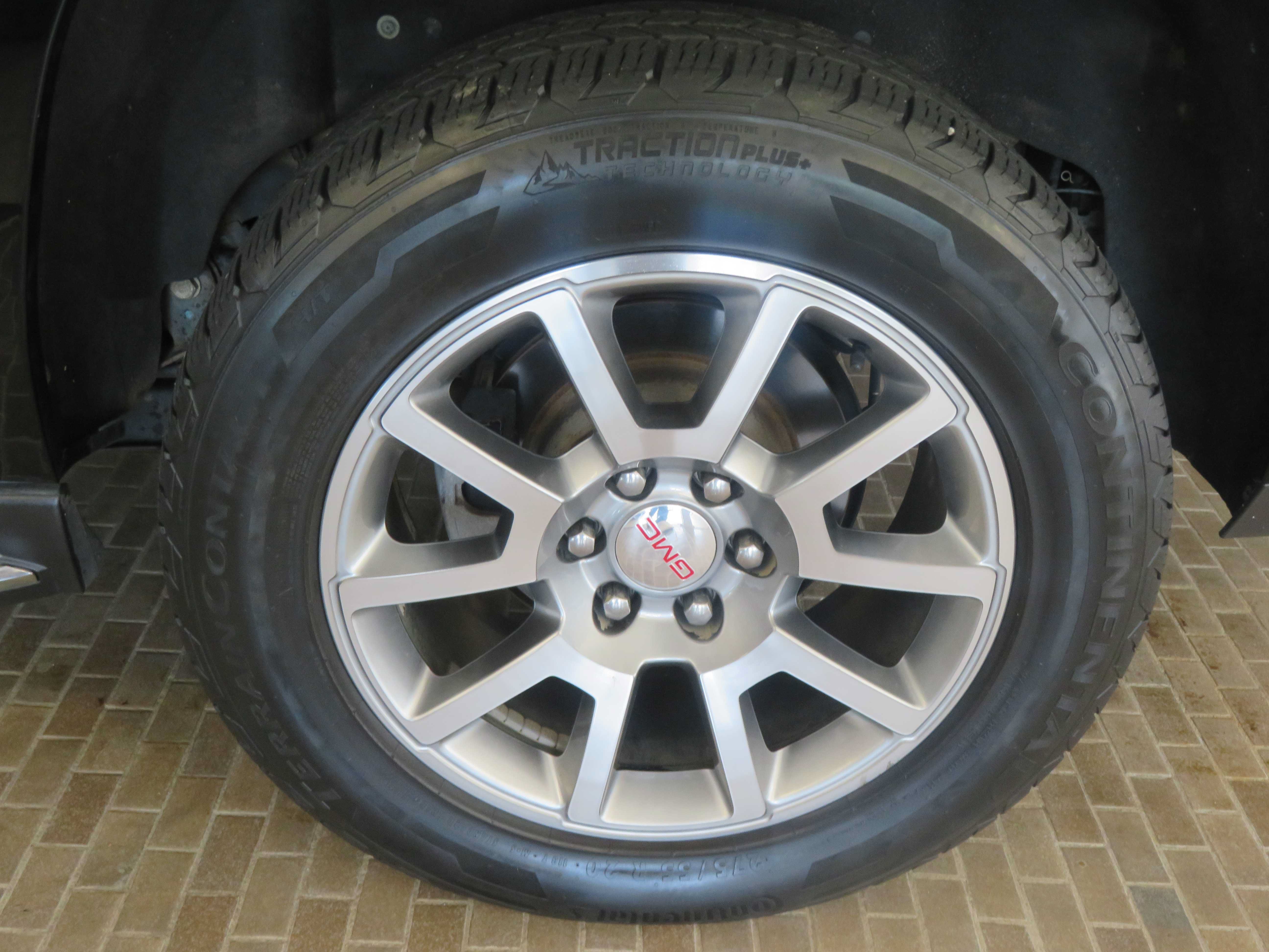 Used 2019 GMC Yukon XL Denali AWD/4WD image 8