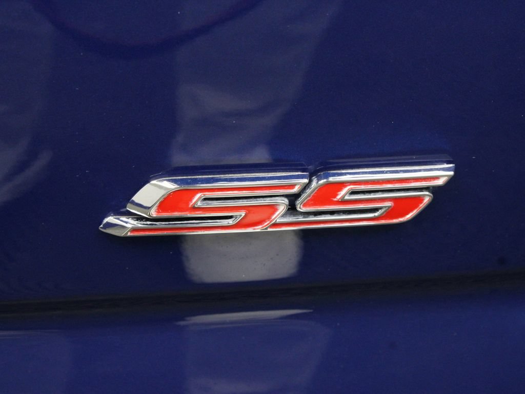 Used 2021 Chevrolet Camaro SS w/ LPO, Camaro Logo Package RWD image 46