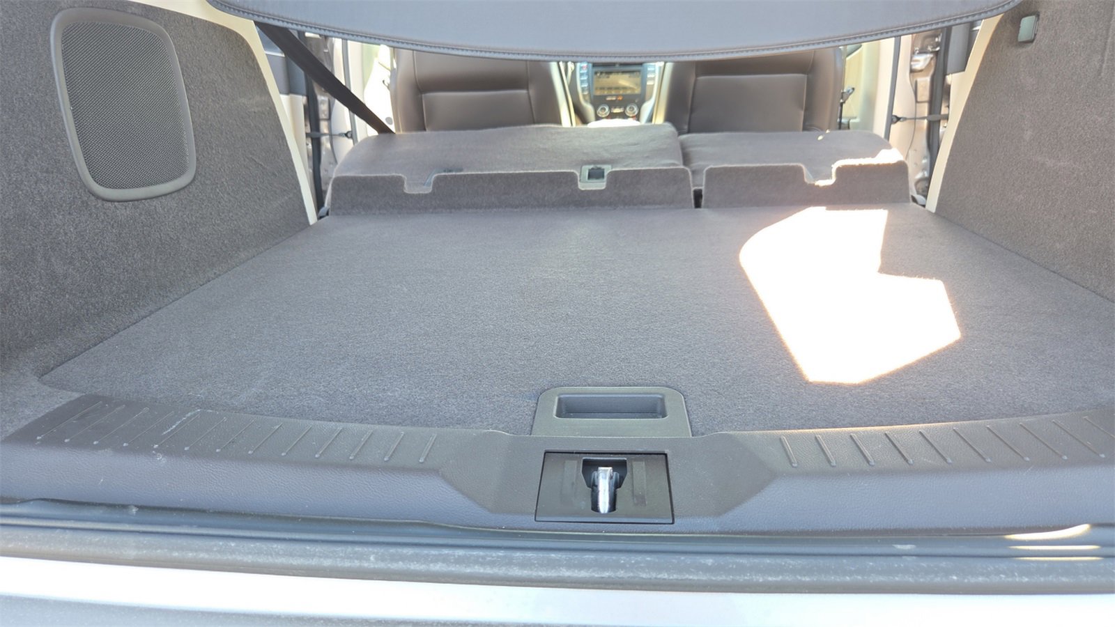 Used 2019 Lincoln MKC Select w/ Select Plus Package image 36