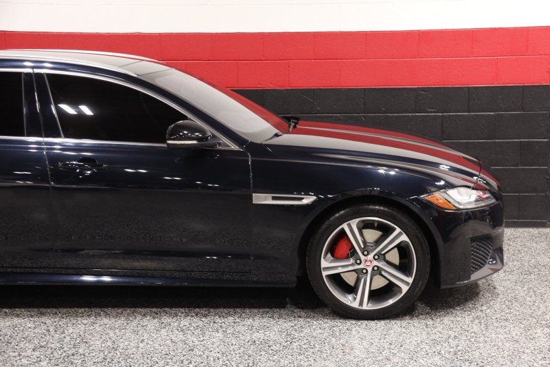 Used 2018 Jaguar XF First Edition AWD/4WD image 6