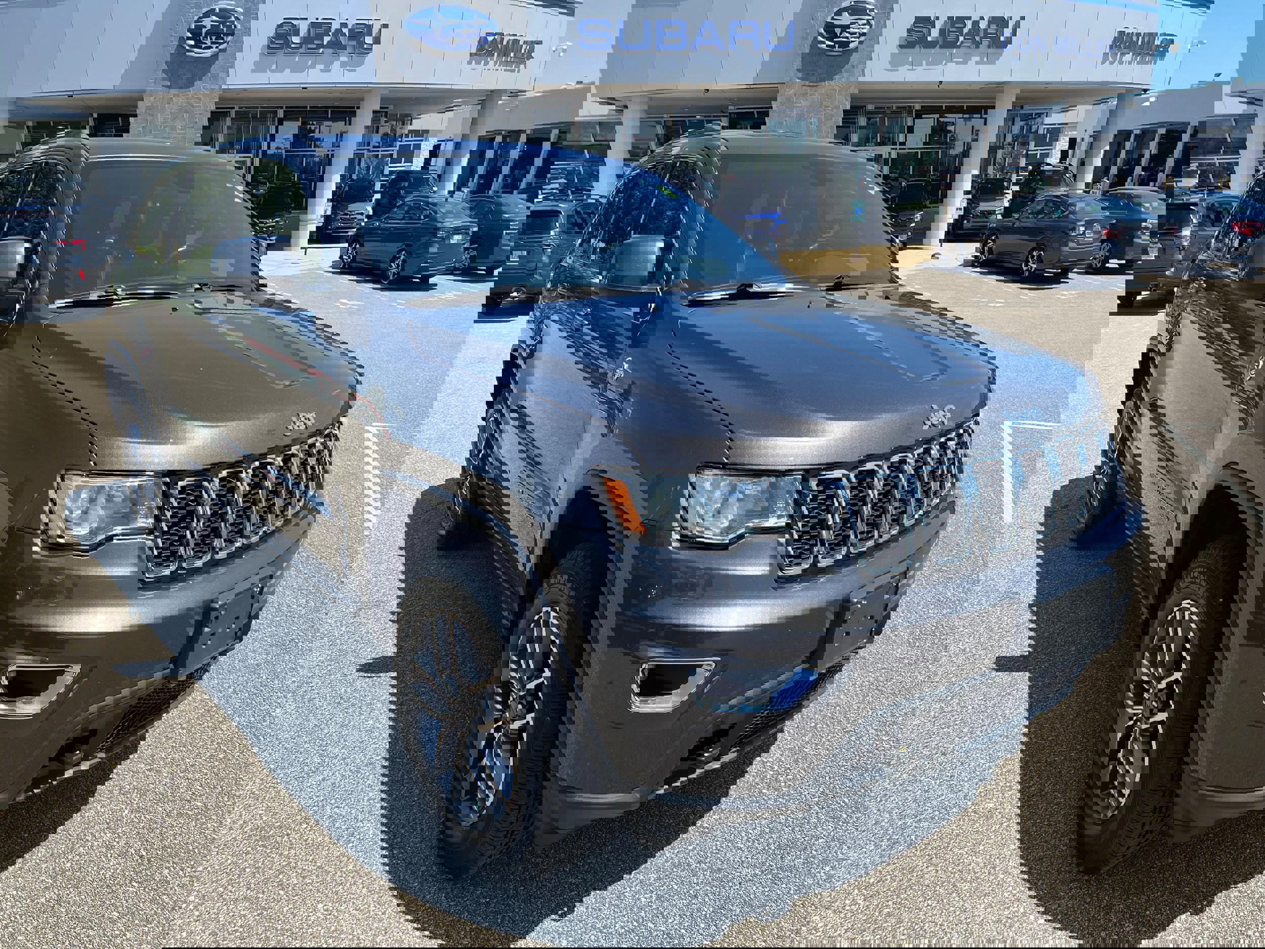 Used 2020 Jeep Grand Cherokee Laredo w/ Quick Order Package 2BN North