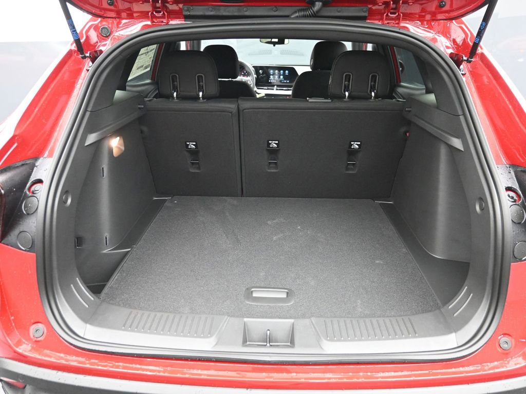 New 2026 Chevrolet Trax RS w/ Driver Confidence Package image 9