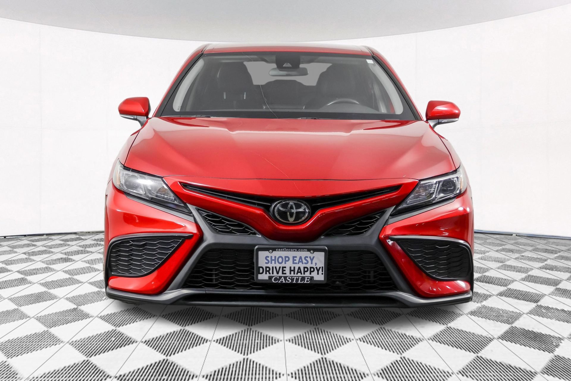 Used 2023 Toyota Camry SE FWD image 10