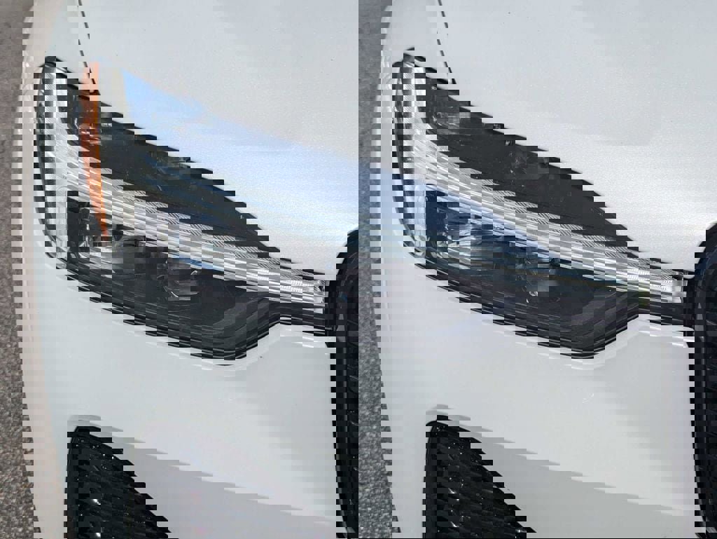 Used 2026 Volvo XC60 B5 Core image 10