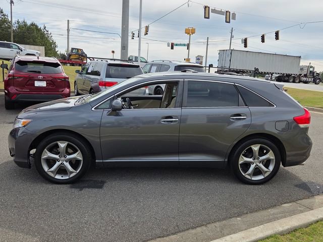 Used 2010 Toyota Venza AWD image 4