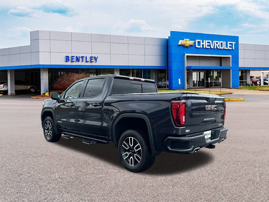 Used 2022 GMC Sierra 1500 AT4 w/ AT4 Premium Package image 3