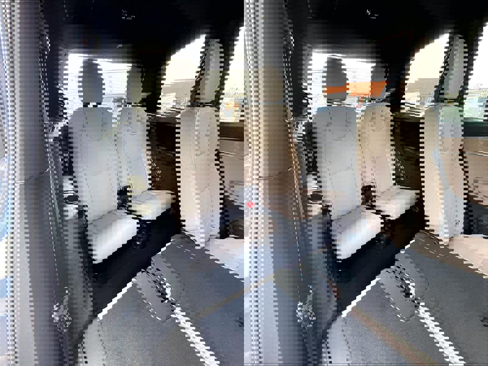 New 2026 Volvo XC90 T8 Plus w/ Protection Package Premier image 28