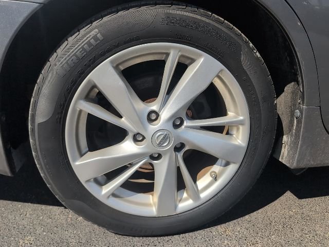 Used 2015 Nissan Altima 2.5 SV w/ Convenience Package image 9