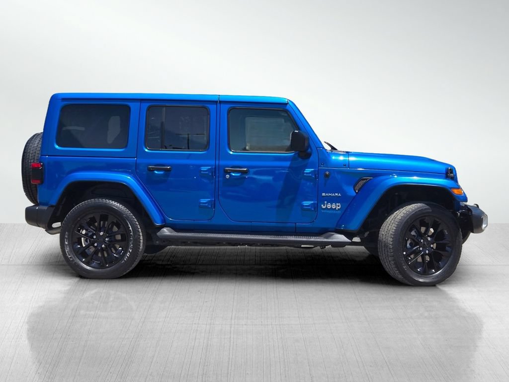 Used 2021 Jeep Wrangler Unlimited Sahara w/ Cold Weather Group AWD/4WD image 4