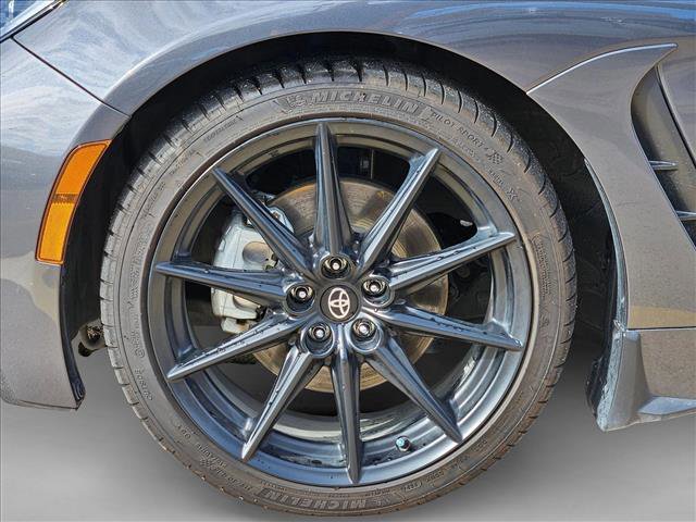 Used 2025 Toyota GR86 Premium image 23