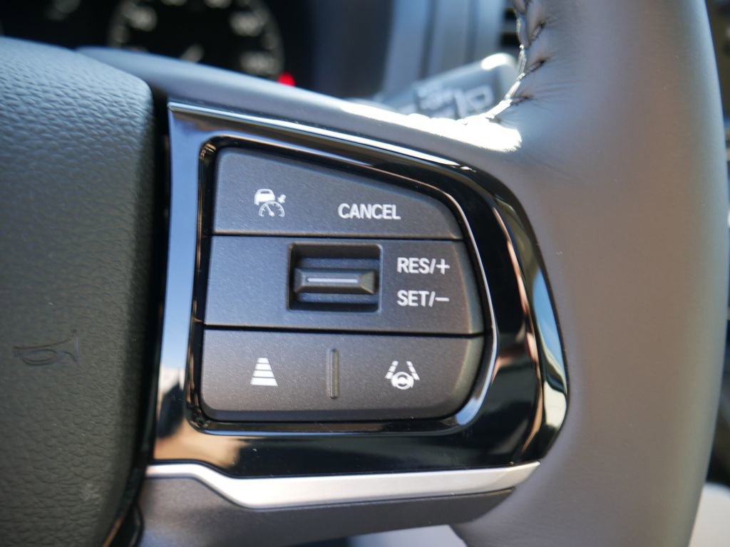 New 2026 Honda Odyssey Touring image 13