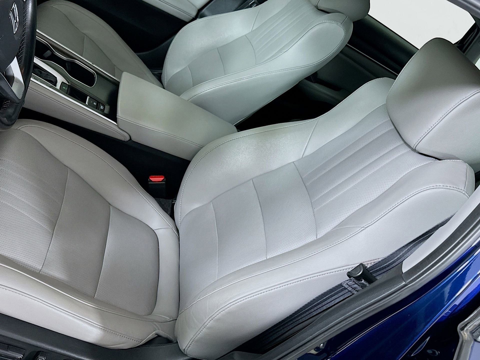 Used 2020 Honda Accord EX-L image 19