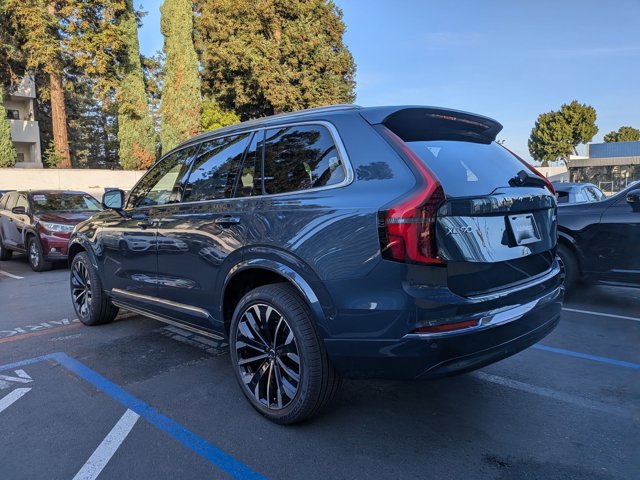 New 2026 Volvo XC90 B6 Plus w/ Protection Package Premier image 7