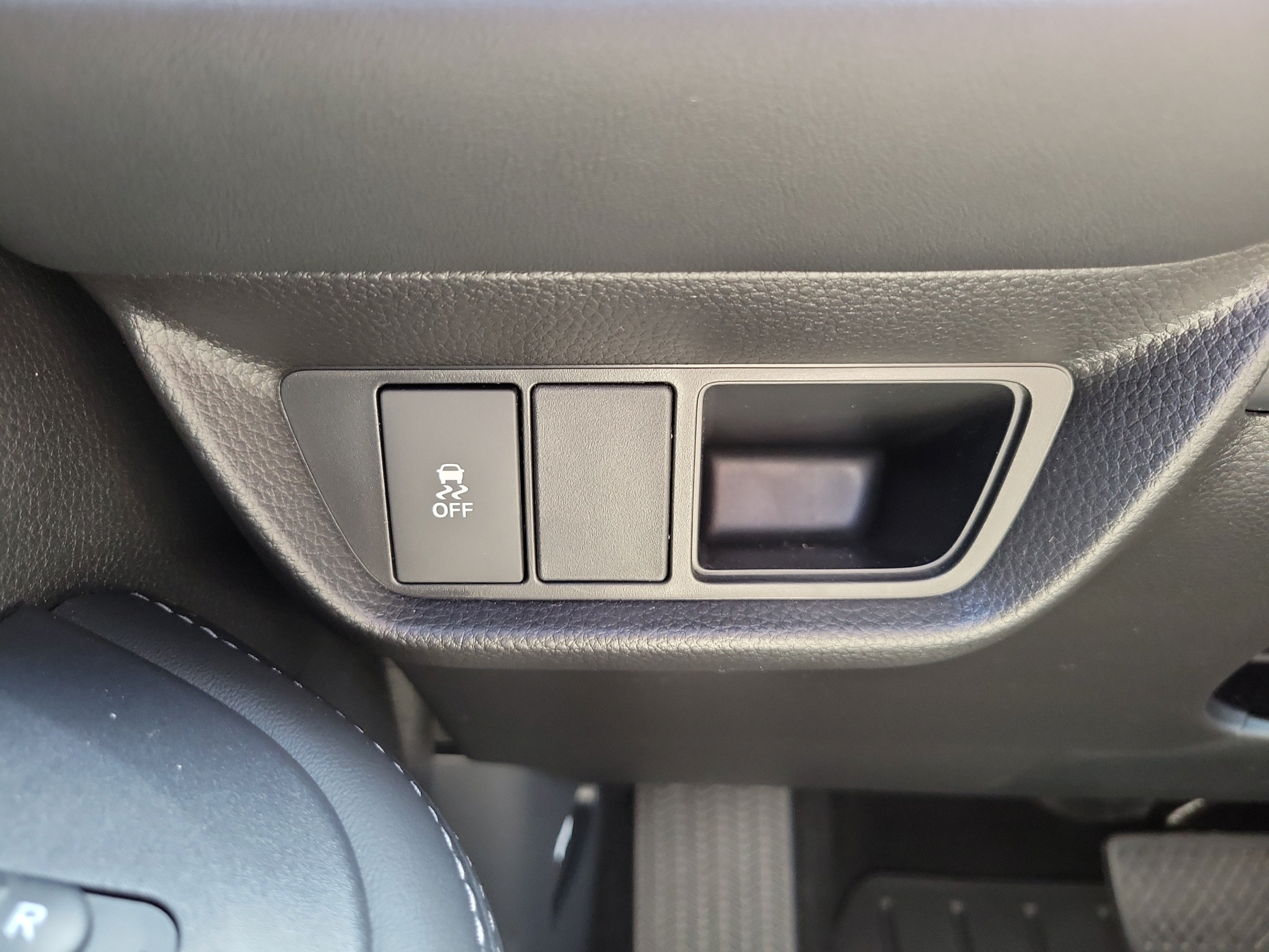 Certified 2026 Honda HR-V EX-L image 28