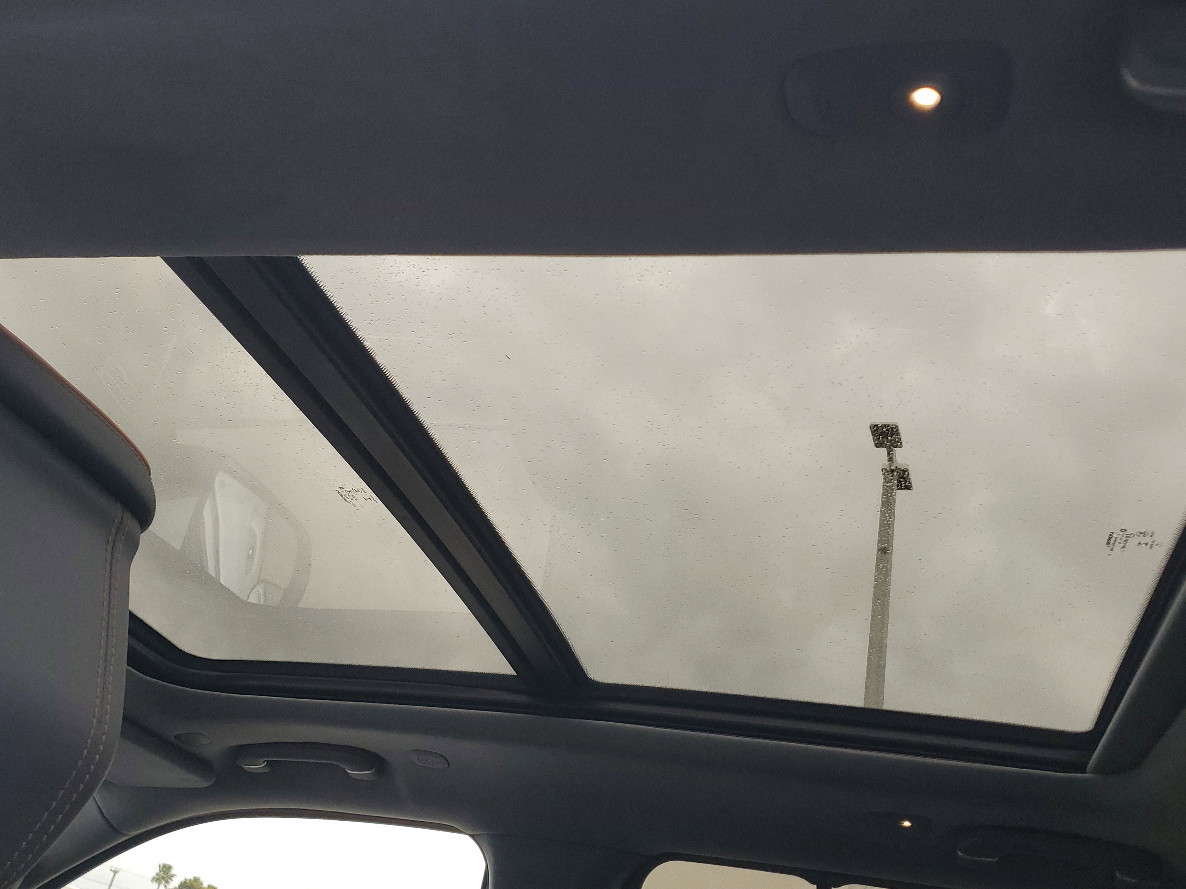 Used 2022 Jeep Grand Wagoneer Series II w/ Convenience Group III image 11