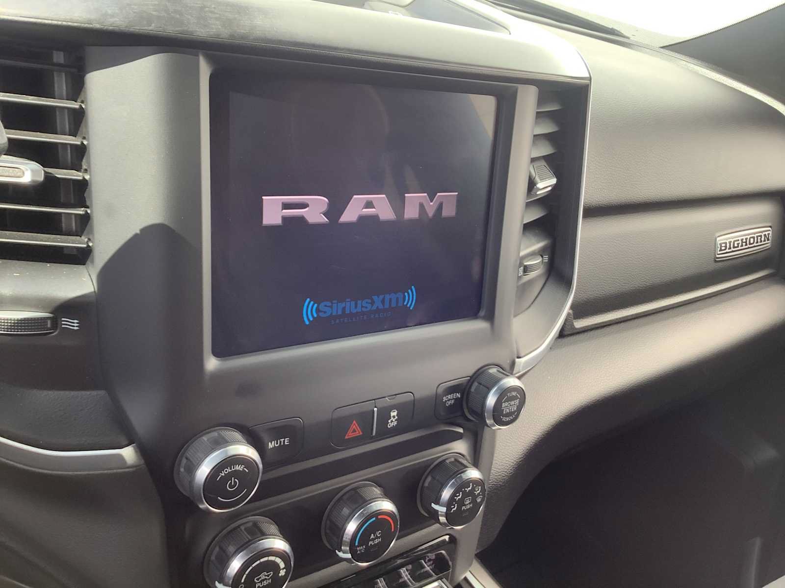Used 2024 RAM 2500 Big Horn w/ Off Road Package AWD/4WD image 17