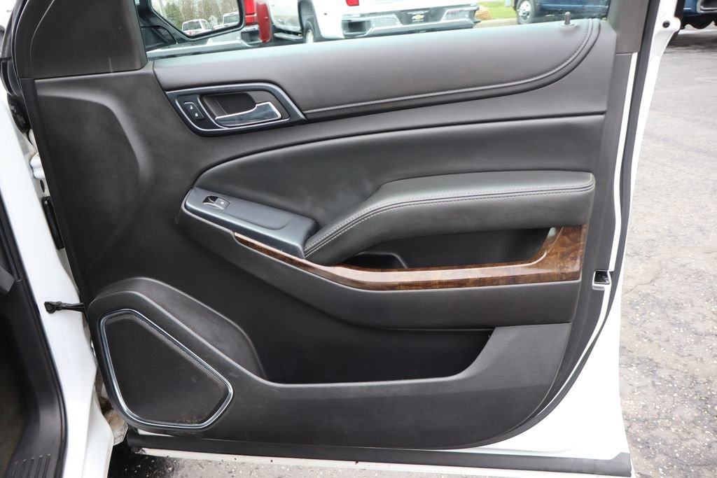 Used 2015 Chevrolet Suburban LS image 26