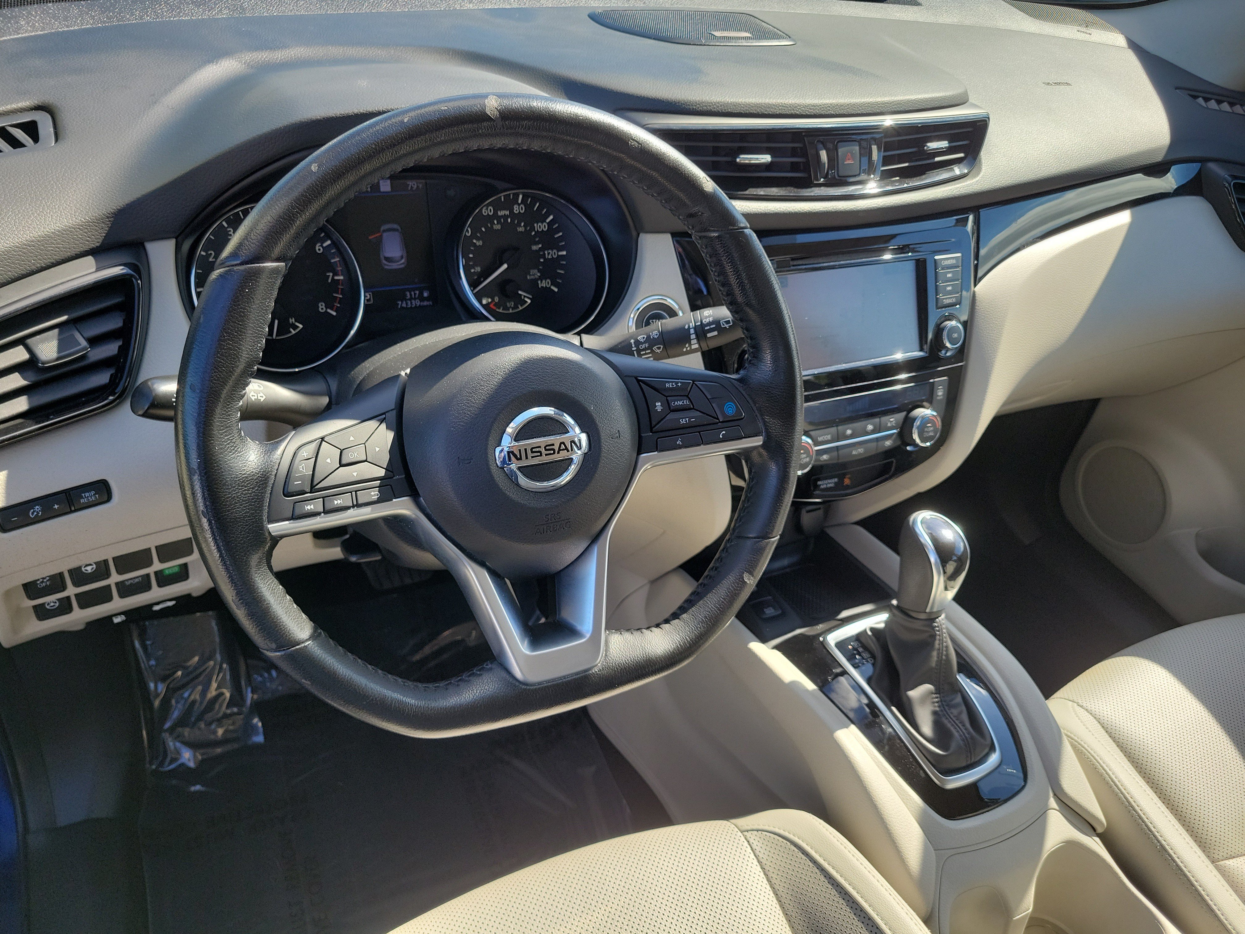 Used 2021 Nissan Rogue Sport SL w/ Premium Package FWD image 13