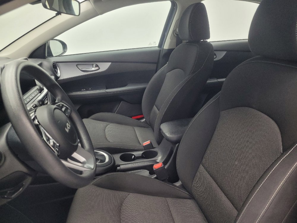 Used 2023 Kia Forte LXS image 17