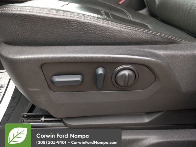 Used 2023 GMC Sierra 3500 Denali w/ Denali Ultimate Package image 12