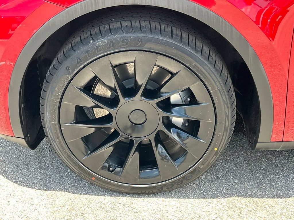 Used 2022 Tesla Model Y Long Range AWD/4WD image 45