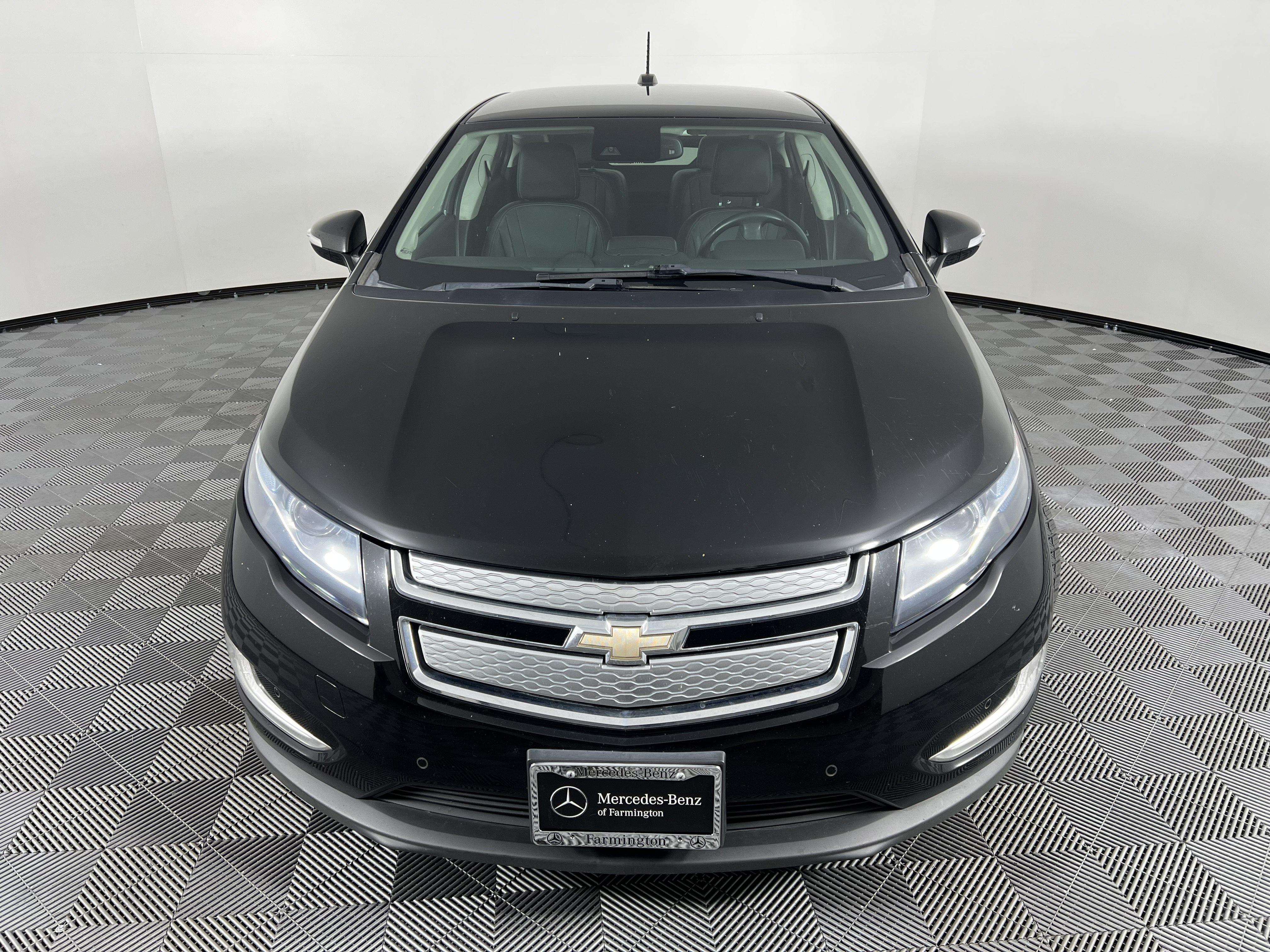 Used 2015 Chevrolet Volt Premium w/ Premium Trim Package FWD image 5