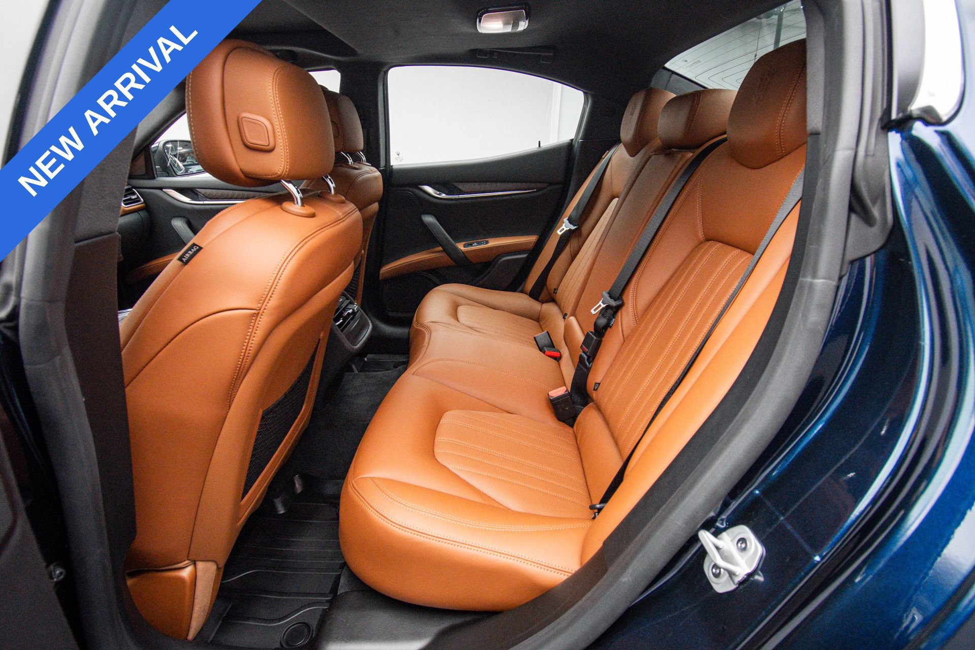 Used 2023 Maserati Ghibli Modena Q4 AWD/4WD image 15