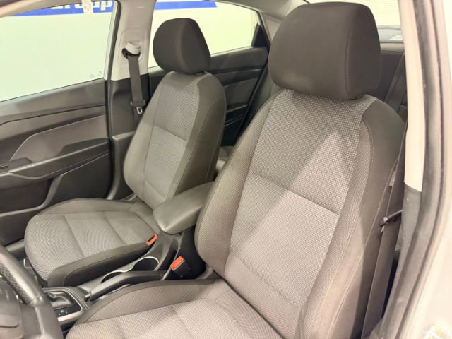 Used 2021 Hyundai Accent Limited image 32