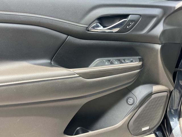 Used 2019 GMC Acadia SLT FWD image 32