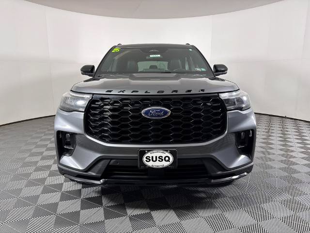 Certified 2025 Ford Explorer ST-Line w/ ST-Line Street Pack AWD/4WD image 2