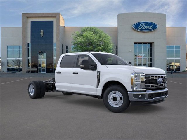 New 2025 Ford F350 XL w/ XL Chrome Package image 7