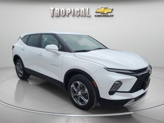 Used 2023 Chevrolet Blazer LT AWD/4WD image 7