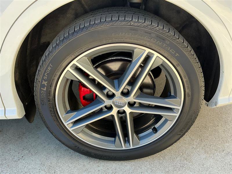 Used 2019 Audi SQ5 Premium Plus image 25