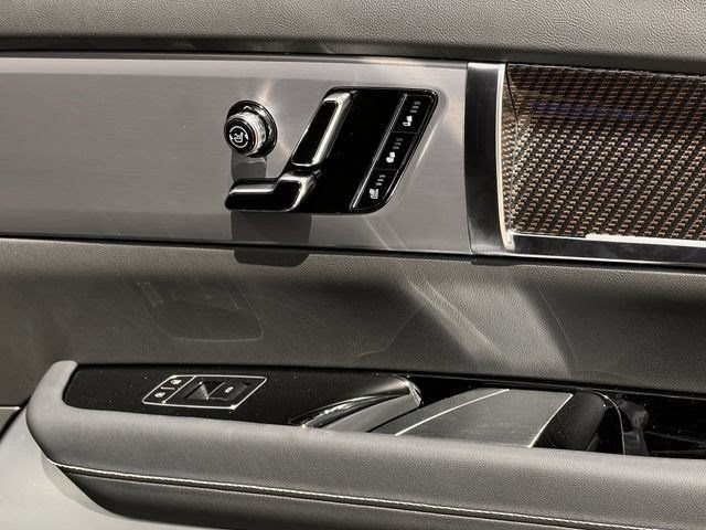 New 2027 Cadillac Vistiq Sport AWD/4WD image 21