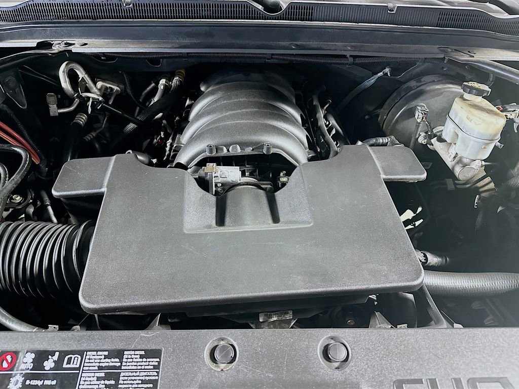 Used 2020 Chevrolet Suburban LT image 32