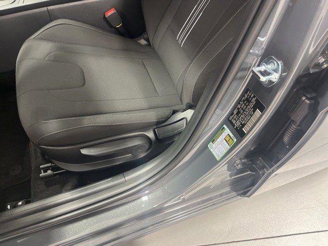 New 2026 Hyundai Elantra Sport image 7