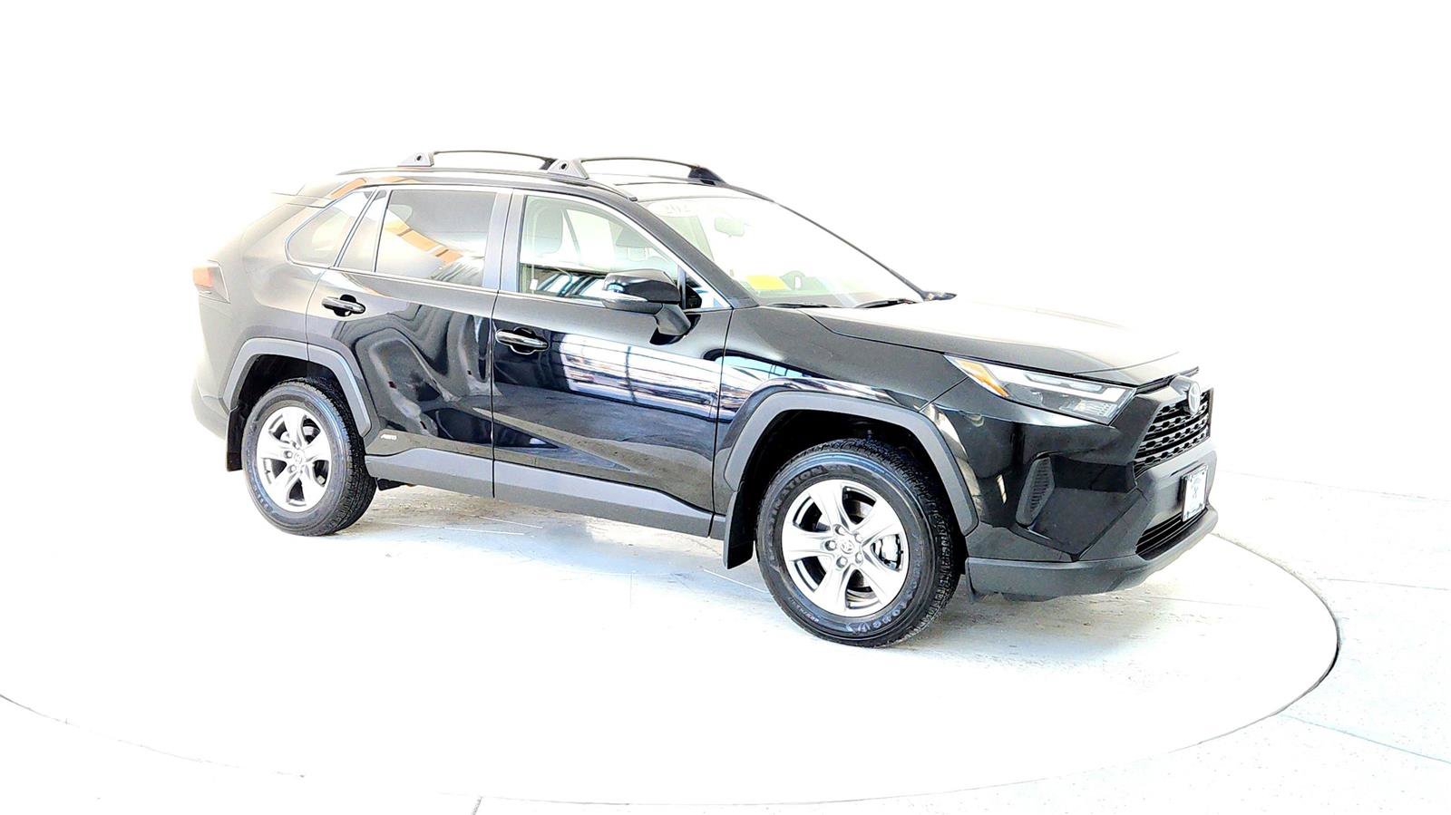 Certified 2025 Toyota RAV4 XLE image 7