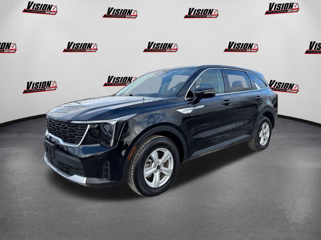 Used 2025 Kia Sorento LX