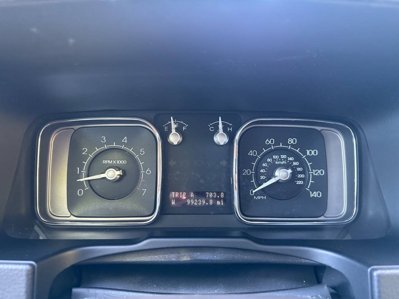 Used 2009 Lincoln MKX AWD image 27