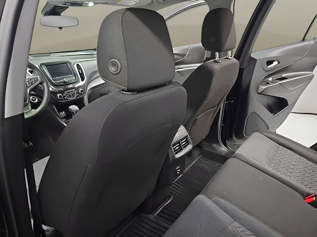 Used 2024 Chevrolet Equinox LT w/ Driver Convenience Package AWD/4WD image 17