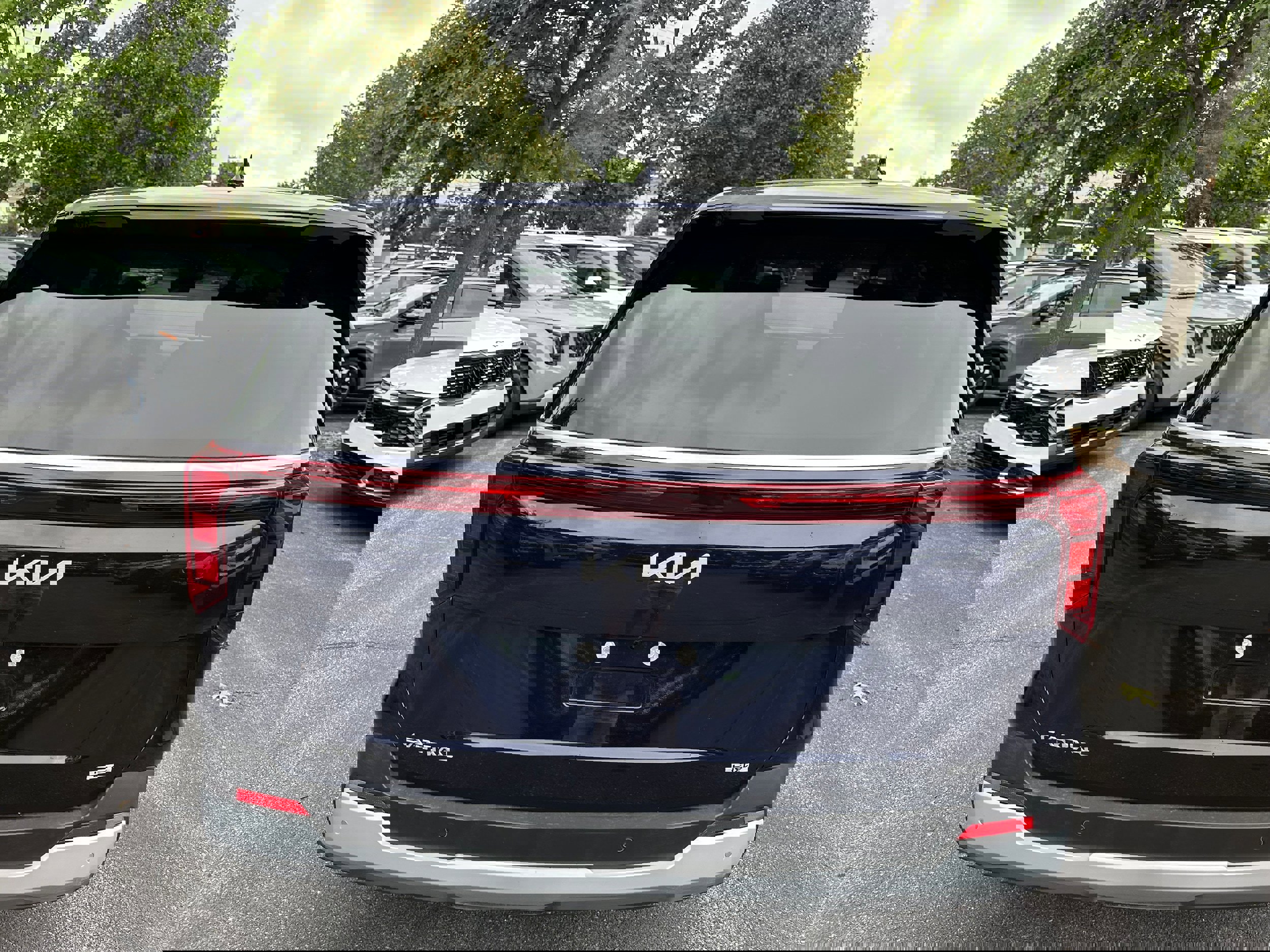 New 2026 Kia Carnival LXS image 6