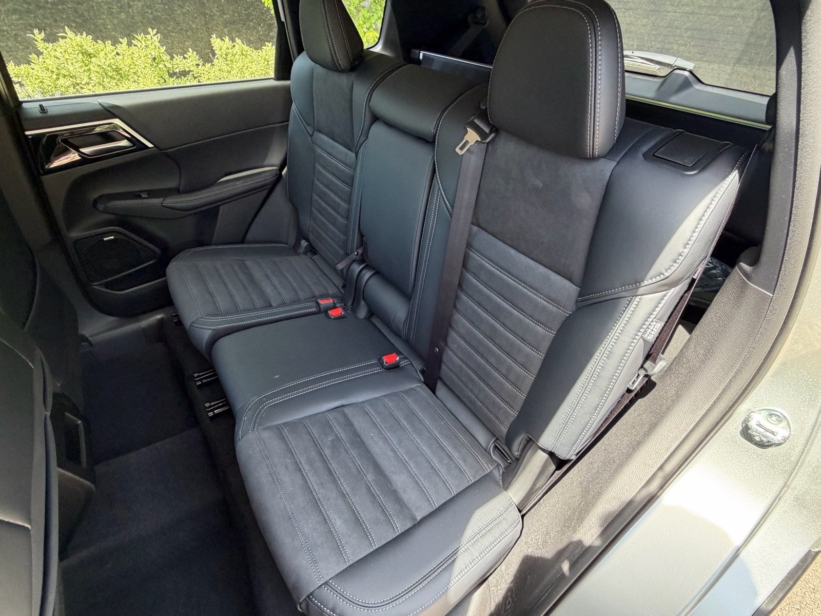 New 2026 Mitsubishi Outlander SE AWD/4WD image 19
